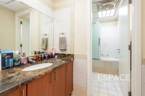 Villa in The Springs, Dubai 3 bedrooms, 283 sq.m. № 62245 - photo 6
