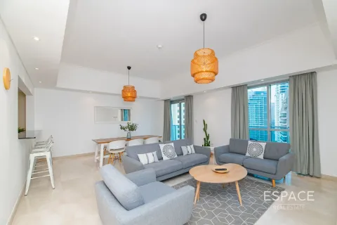Appartement à Dubai Marina, Dubai, 2 chambres, 180 m², № 62264 - photo 1
