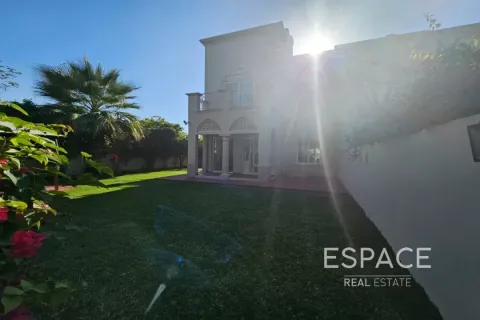 Townhouse in The Springs, Dubai 3 bedrooms, 245 sq.m. № 62243 - photo 13