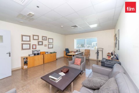 Bureau à Al Furjan, Dubai, 622.6 m², № 77774 - photo 2