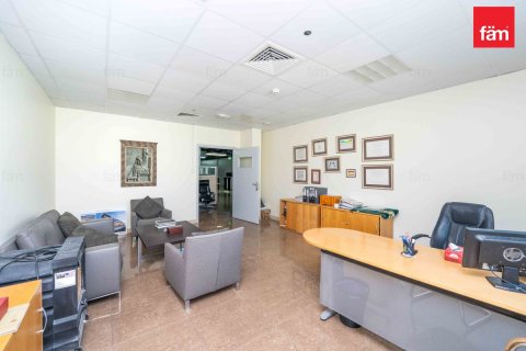 Bureau à Al Furjan, Dubai, 622.6 m², № 77774 - photo 8