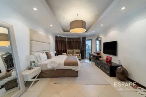 Villa en Palm Jumeirah, Dubai, 4 dormitorios, 623 m², № 61631 - foto 15