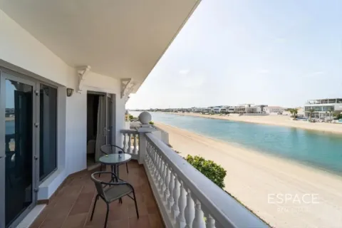 Villa en Palm Jumeirah, Dubai, 4 dormitorios, 623 m², № 61631 - foto 17