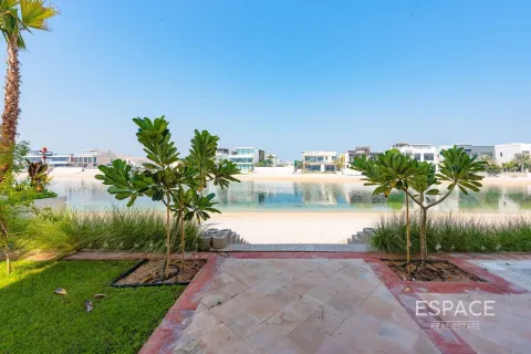 Villa en Palm Jumeirah, Dubai, 4 dormitorios, 623 m², № 61631 - foto 18