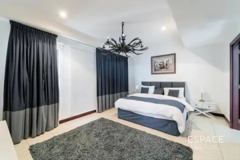 Villa en Palm Jumeirah, Dubai, 4 dormitorios, 623 m², № 61631 - foto 12