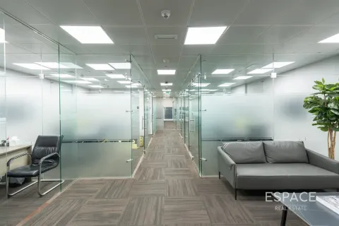 Купить офис в Бизнес-Бэе, Дубай: 434м², № 61632 - фото 2