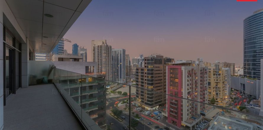 Apartment in Dubai 2 bedrooms, 144 sq.m. № 85866