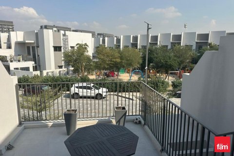 Villa in Mohammed Bin Rashid City, Dubai 2 bedrooms, 170.5 sq.m. № 85859 - photo 12