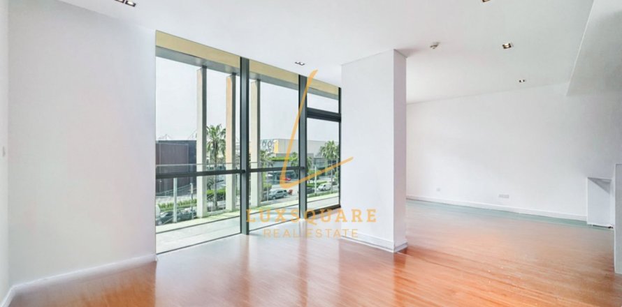Appartement à Al Wasl, Dubai, 2 chambres, 143 m², № 135262