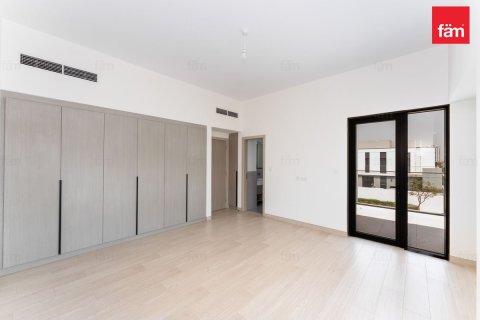 Villa en Al Furjan, Dubai, 4 dormitorios, 357.9 m², № 135260 - foto 8