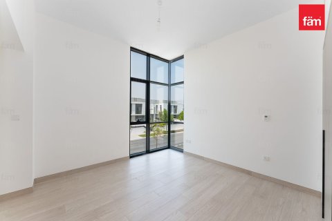 Villa en Al Furjan, Dubai, 4 dormitorios, 357.9 m², № 135260 - foto 4