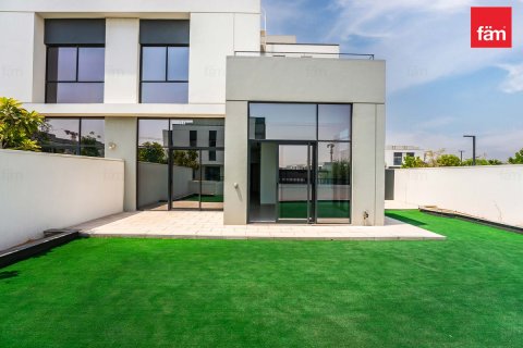 Villa en Al Furjan, Dubai, 4 dormitorios, 357.9 m², № 135260 - foto 18