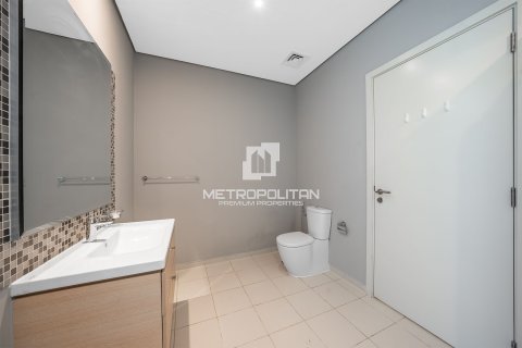 Снять в аренду виллу в Akoya Park, DAMAC Hills (Akoya by DAMAC), Дубай: 3 спальни, 253м², № 73616 - фото 22