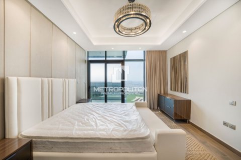 Apartment in Business Bay, Dubai 2 bedrooms, 117 sq.m. № 73618 - photo 16