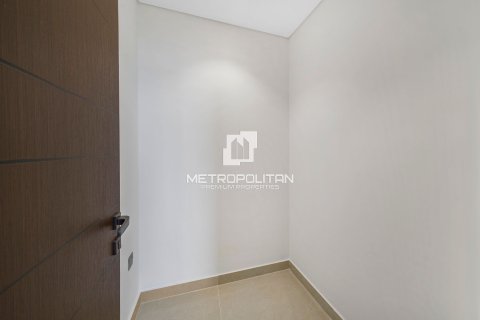 Apartment in Business Bay, Dubai 2 bedrooms, 117 sq.m. № 73618 - photo 24