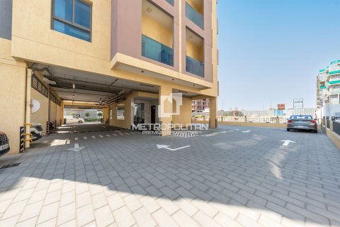 عقار تجاري في Dubai Land, دبي 12 غرف نوم , 750 م² رقم 73610 - صورة 2