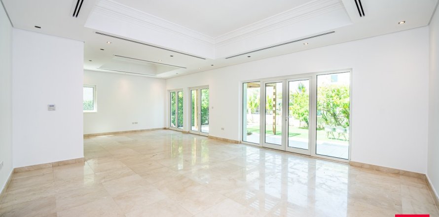 Villa in Al Furjan, Dubai 4 bedrooms, 689.7 sq.m. № 50105