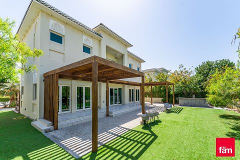 Villa in Al Furjan, Dubai 4 bedrooms, 689.7 sq.m. № 50105 - photo 29