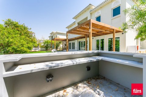 Villa in Al Furjan, Dubai 4 bedrooms, 689.7 sq.m. № 50105 - photo 28
