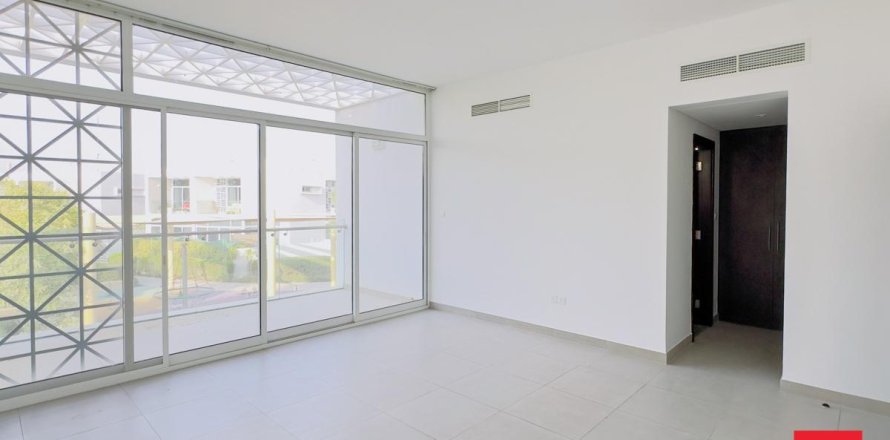 Villa in Dubai 4 bedrooms, 392.8 sq.m. № 50096
