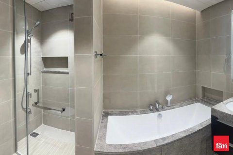 Apartment in Dubai 3 bedrooms, 179.3 sq.m. № 50095 - photo 16
