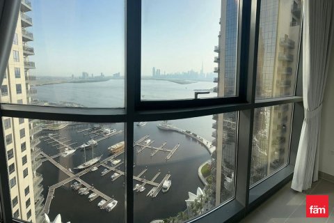 Apartment in Dubai 3 bedrooms, 179.3 sq.m. № 50095 - photo 1