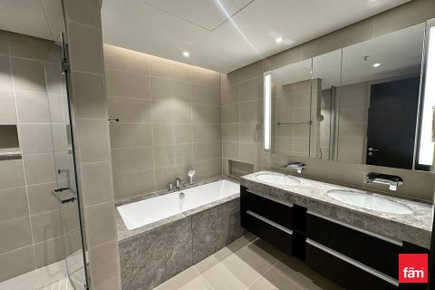 Apartment in Dubai 3 bedrooms, 179.3 sq.m. № 50095 - photo 15