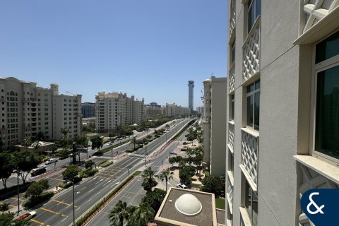 Apartment in Shoreline Apartments, Palm Jumeirah, Dubai 3 bedrooms, 203 sq.m. № 76180 - photo 10
