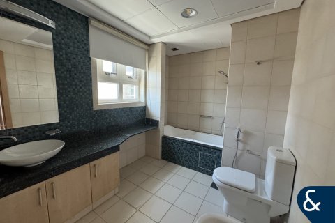 Apartment in Shoreline Apartments, Palm Jumeirah, Dubai 3 bedrooms, 203 sq.m. № 76180 - photo 21