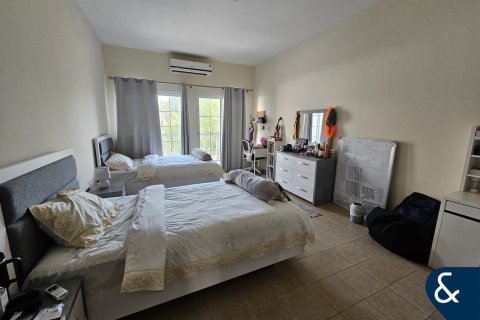 Villa in Jumeirah Village Triangle, Dubai 3 bedrooms, 289 sq.m. № 76183 - photo 13