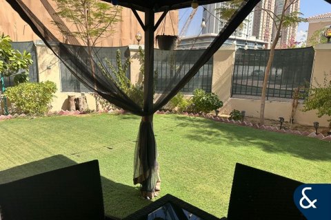 Villa in Jumeirah Village Triangle, Dubai 3 bedrooms, 289 sq.m. № 76183 - photo 7