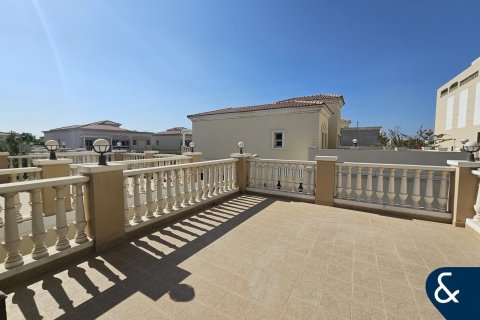 Villa in Jumeirah Village Triangle, Dubai 3 bedrooms, 289 sq.m. № 76183 - photo 12