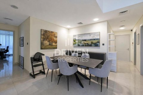 Apartment in Meydan, Dubai 2 bedrooms, 142.51 sq.m. № 140563 - photo 5