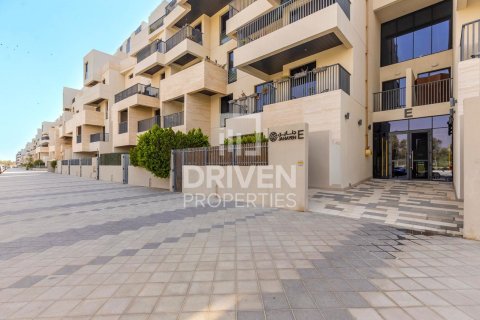 Apartment in Mirdif Hills, Mirdif, Dubai 3 bedrooms, 182.09 sq.m. № 140565 - photo 13