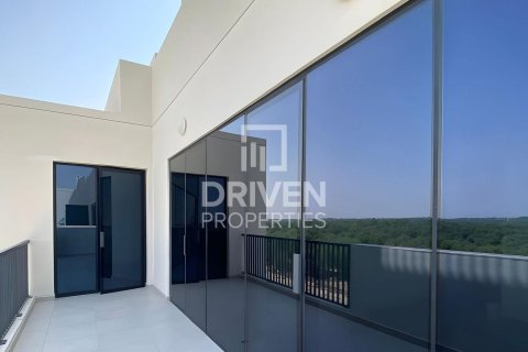 Apartment in Mirdif Hills, Mirdif, Dubai 3 bedrooms, 182.09 sq.m. № 140565 - photo 4