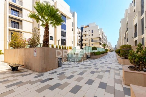Apartment in Mirdif Hills, Mirdif, Dubai 3 bedrooms, 182.09 sq.m. № 140565 - photo 15
