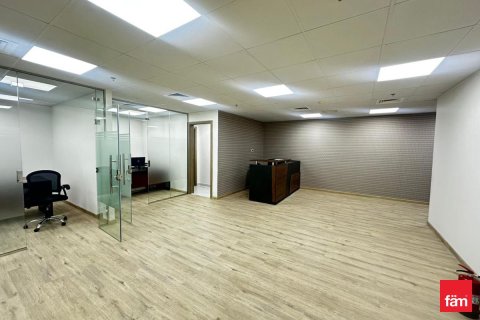 Снять в аренду офис в Бизнес-Бэе, Дубай: 126.3м², № 110187 - фото 10