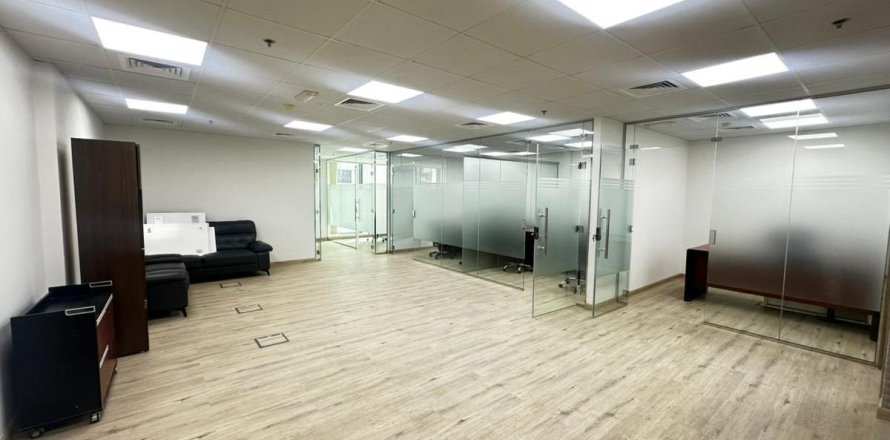 Офис в Бизнес-Бэе, Дубай, 126.3м², № 110187