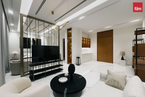 Villa in Dubai 7 bedrooms, 960 sq.m. № 110776 - photo 15