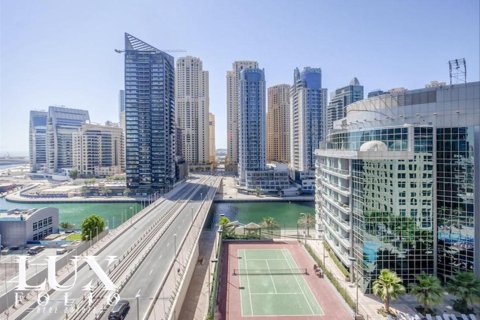 Appartement à The Waves, Dubai Marina, Dubai, 3 chambres, 184 m², № 46038 - photo 1