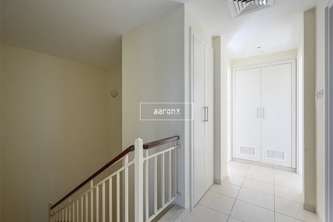 Villa in The Springs, Dubai 3 bedrooms, 209.8 sq.m. № 18403 - photo 2