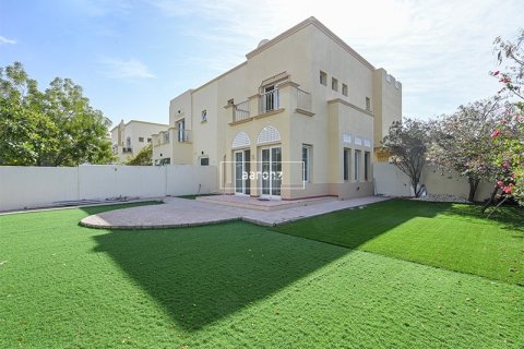 Villa in The Springs, Dubai 3 bedrooms, 209.8 sq.m. № 18403 - photo 19