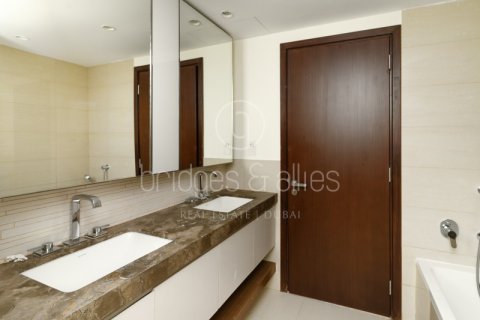 Appartement à Dubai Hills Estate, Dubai, 2 chambres, 153.6 m², № 18392 - photo 15
