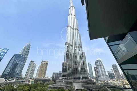 Appartement à Downtown Dubai (Downtown Burj Dubai), Dubai, 3 chambres, 165.5 m², № 18391 - photo 1