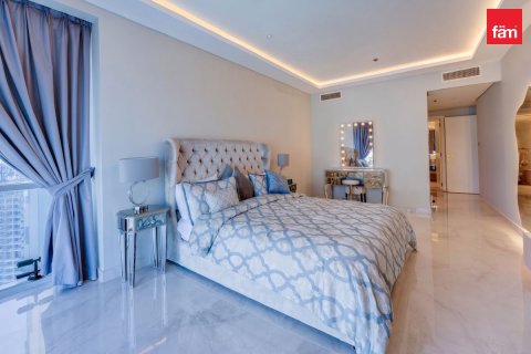 Apartment in Dubai 3 bedrooms, 202.2 sq.m. № 137688 - photo 10