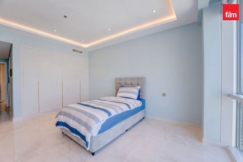 Apartment in Dubai 3 bedrooms, 202.2 sq.m. № 137688 - photo 14