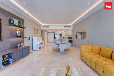 Apartment in Dubai 3 bedrooms, 202.2 sq.m. № 137688 - photo 6