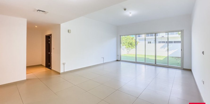 Adosado en Dubai, 3 dormitorios, 194.9 m², № 137686