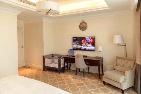 Apartment in Downtown Dubai (Downtown Burj Dubai), Dubai 2 bedrooms, 163 sq.m. № 56474 - photo 9