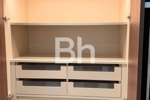 Apartment in Downtown Dubai (Downtown Burj Dubai), Dubai 3 bedrooms, 188 sq.m. № 56476 - photo 7